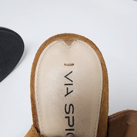 Via Spiga Wedge Sandal Women 7M Brown Suede Laser Cut Perforated Peep Toe Ankle - Picture 9 of 11